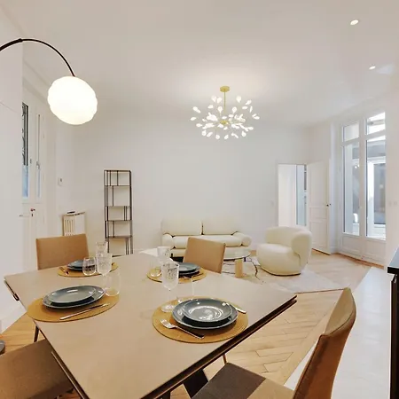 Apartment Gorgeous For 4 P Victor Hugo *